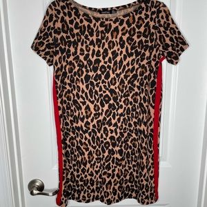 Leopard print t shirt dress w/ red stripe on side